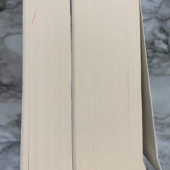 A Court of Thorns and Roses & A Court of Mist and Fury oop set - Picture 8 of 11